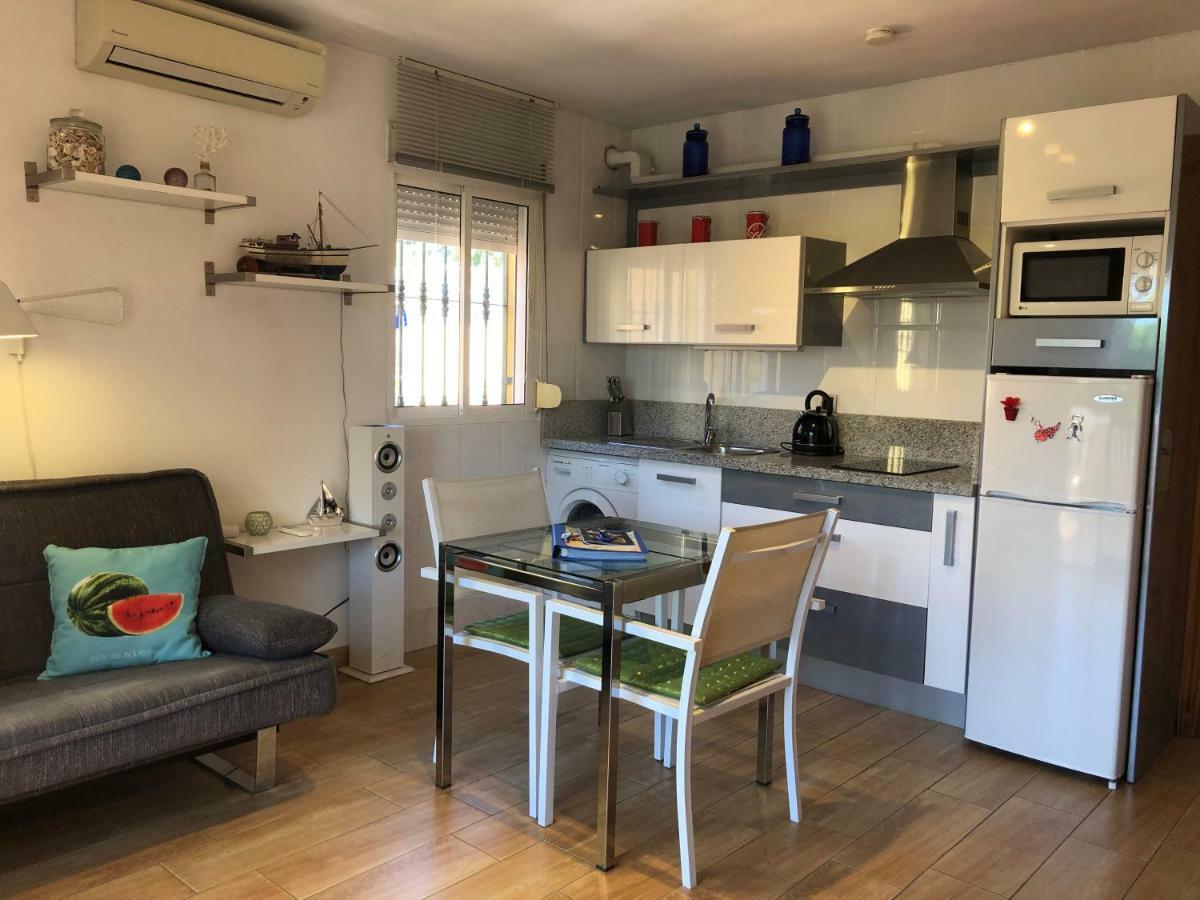 Aunt Antonia Beach House Malaga Bagian luar foto